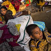 Nicht auf die Straßenkinder vergessen!