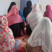 Schulverbot für 2,2 Mio. Mädchen und Frauen